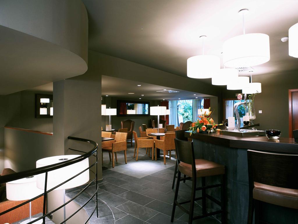Hotel De 4*