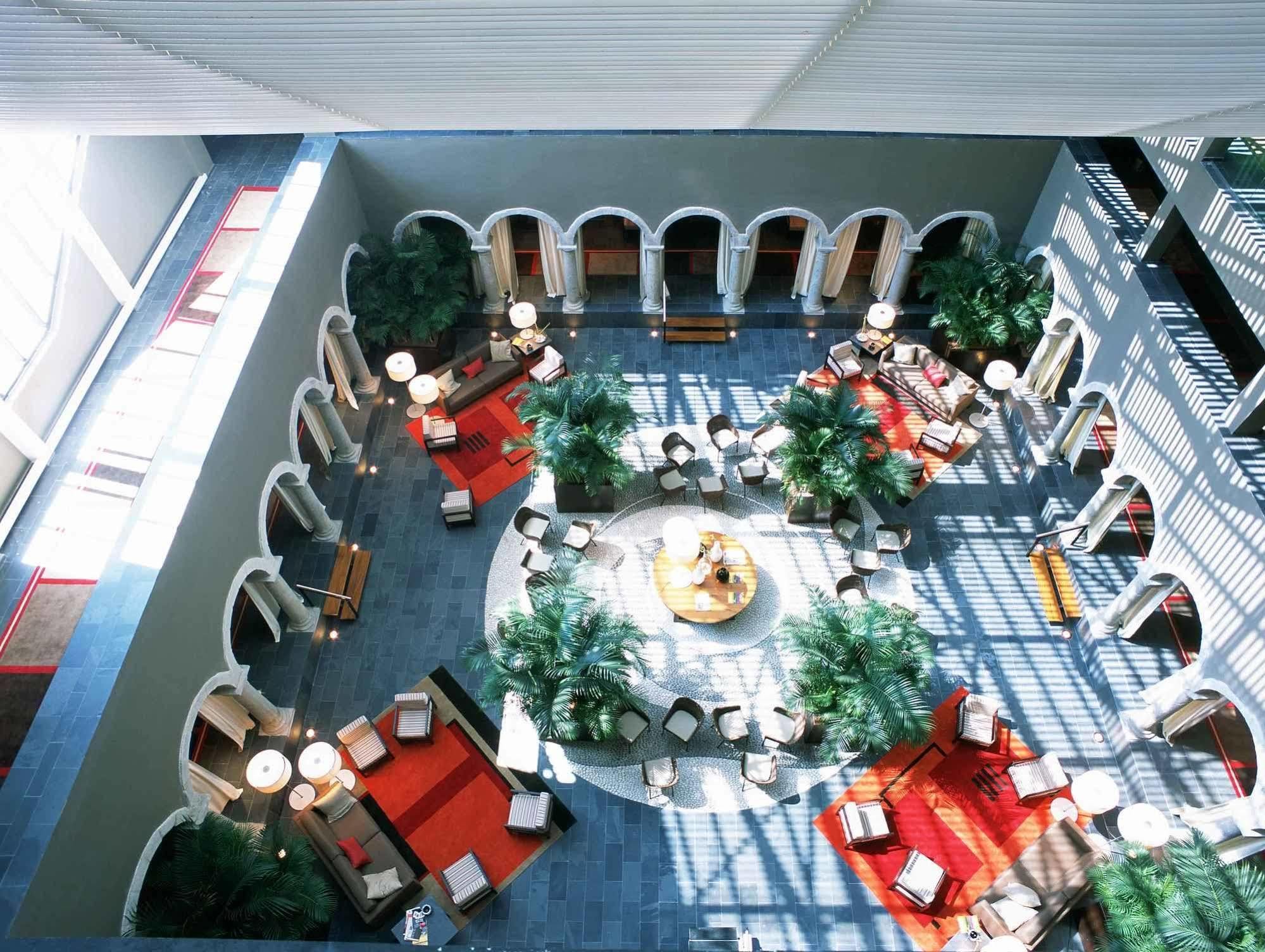 Hotel De